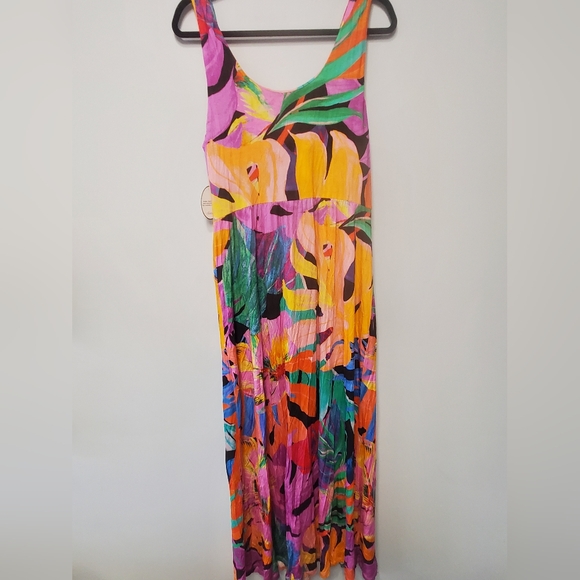 SOMA Cross Back Strap Bra Dress - Picture 7 of 12